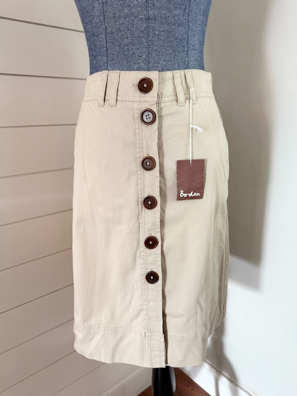 Boden Skirt NWT - Picture 2 of 6